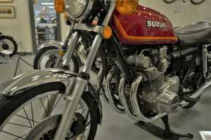 1976-SUZUK-GT750(1)