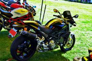 DUCATI-MONSTAR-S4RS-1