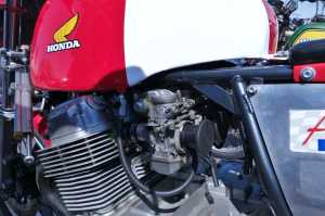 HONDA-CB750R-07
